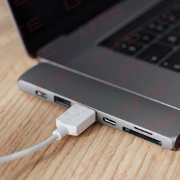 比頭發(fā)絲還細(xì)的新材料電纜,其傳輸速率是USB3.0的10倍 比頭發(fā)絲還細(xì)的新材料電纜,其傳輸速率是USB3.0的10倍